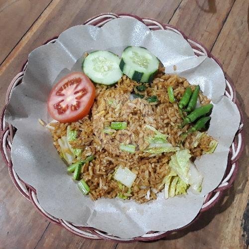 Nasi Goreng Ayam Sisit (Chicken Fried Rice) menu Warung Ramadhan, Raya Semat