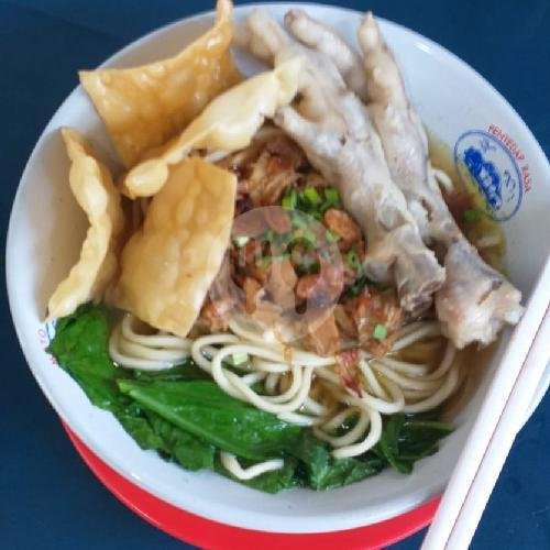 Mie Ayam Ceker menu Warung Bakso Malang Cak Sis, Pandu