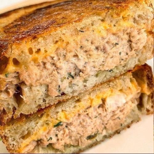 TUNA MELT menu Deli Canggu, Nelayan
