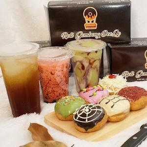 DONAT TOPING ISI 8 menu DEEQO BAKERY ROTI GEMBONG DAN DONAT, labuapi terong tawah