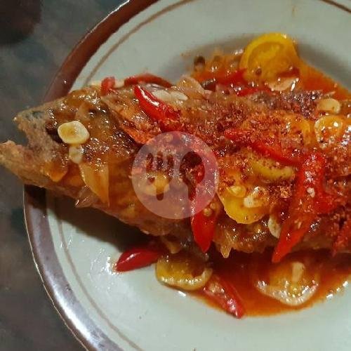 Ikan Kerapu Asam/Pedes Manis menu Lalapan Seafood Ayam dan Ikan Bakar Selera Kita, WR. Supratman