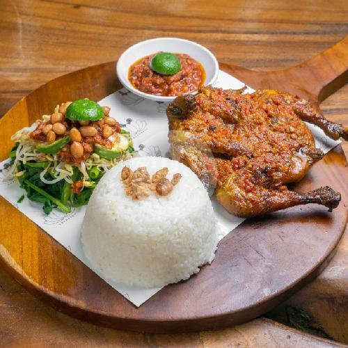 Ayam Taliwang menu Goemerot, Jimbaran