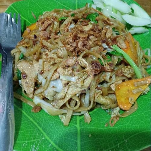 Mie Goreng Ayam menu Bakso Asli Malang Mas Ari, Selaparang