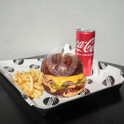 COMBO THE OG menu BB52 Burgers (Burgers, Muffin, Vegan, Coffee), Canggu