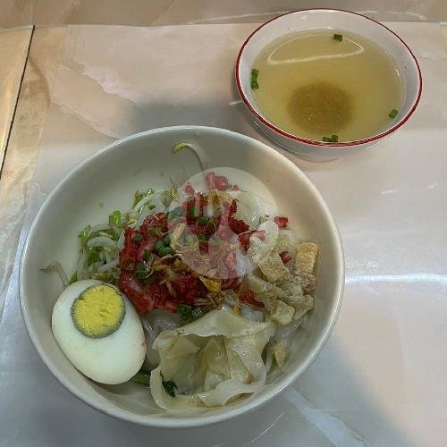 Kwetiaw Pangsit Casio menu Mie Pangsit Lao Ban Medan, Pulau Tarakan, Denpasar