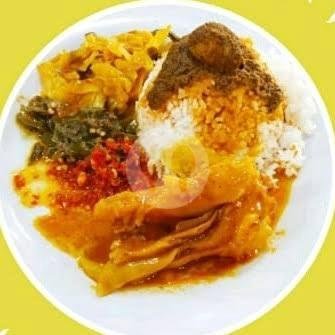 Discover Authentic Padang Cuisine at RM. Padang Minang Raya in Mataram