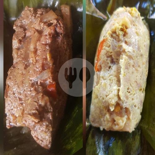 Tum Babi Singaraja menu Sate Plecing Siobak Singaraja Wr. Dharmasanti, Gunung Agung