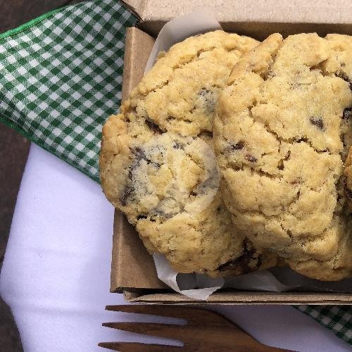 Chocolate Chip Cookies menu Kayuh Cookies, Canggu Permai