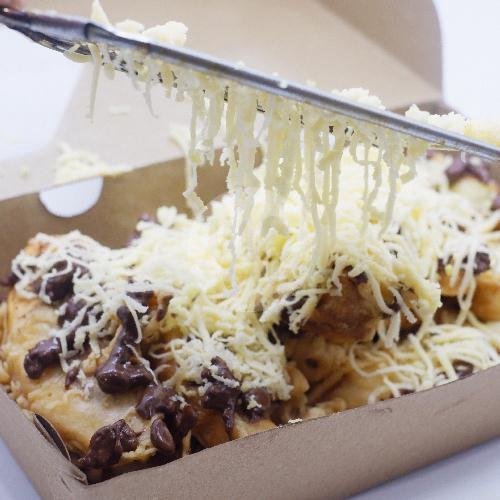 Pisang Goreng Coklat Keju menu Hotdoh Pisang Goreng, Padang Luwih