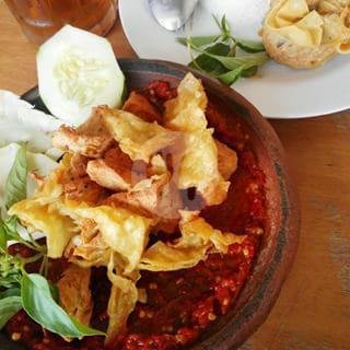 Siomay Ayam Penyet menu Kutha Solo Spesial Bubur Ayam, Penyetan Dan Cumi Hitam, Mekar