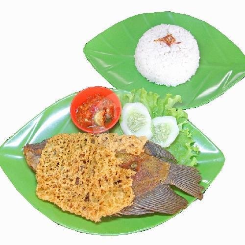 Paket Gurami Kremes menu Ayam Bakar Ayam Kremes Kedai 007, Padangsambian