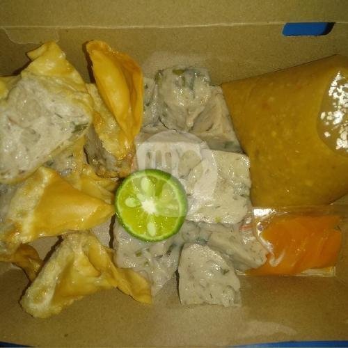 SIOMAY + BATAGOR menu Siomay Ummu Daffa, Denpasar