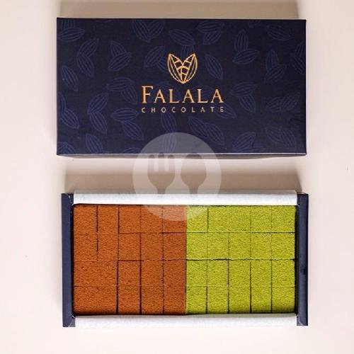 Falala Caramel Chocolate Mix  (Caramel Chocolate + Matcha Chocolate) menu Falala Chocolate, Kuta