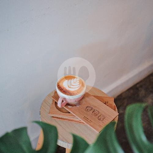 Flat White menu Inlaws Coffee, Denpasar
