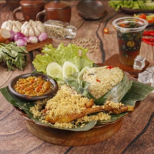Nasi Bakar Ayam Kremes menu 8Spices Nasi Bakar & Ayam Penyet, Denpasar