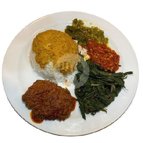 Nasi Padang Rendang menu Minang Saiyo, Tuban