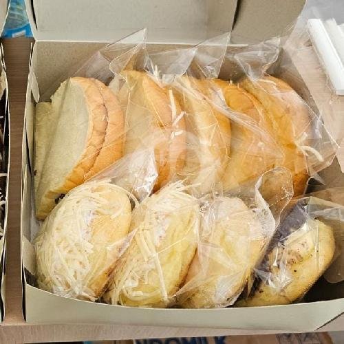 Niat Baik Bakery: A Culinary Gem in Mataram’s Heart