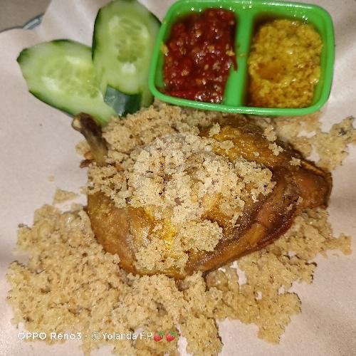 Nasi + Ayam Kremes menu Nasi Bebek 