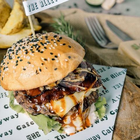 Classic Beef Burger menu The Alleyway Cafe, Merdeka