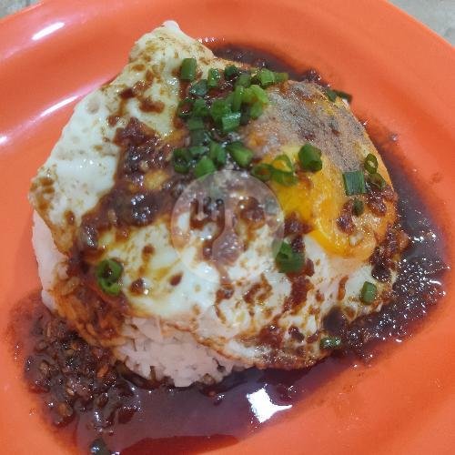 Nasi Telur Kecap Special menu Voni Choipan Bali, Sesetan