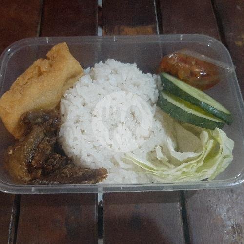 Paket Hemat Bebek Remuk Sambal Korek + Es Teh Manis menu Bebek Goreng H. Slamet, Sidakarya