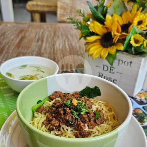 Mushroom Noodles Soup Vege Vegan/Mie Pangsit Jamur Vege Vegan menu Waroeng Bagoes VEGETARIAN & VEGAN SANUR, Pemamoran Street Sanur Bali