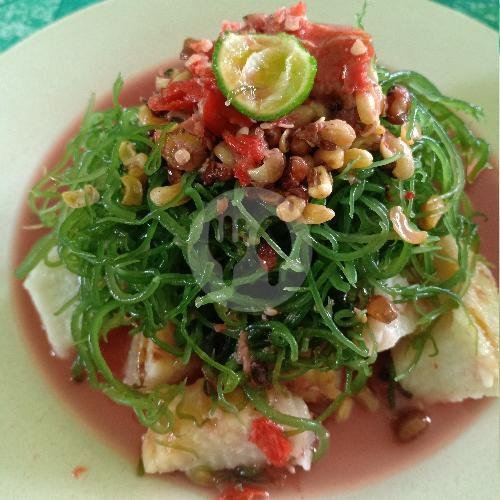 Tipat Bulung menu Warung Bu Raesa, Lebak Sari