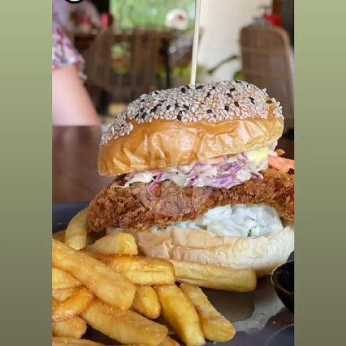The Schnitzel Burger menu Wacko Burger, Drupadi