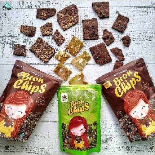 BRONCHIPS (KERIPIK BROWNIES) menu Tuci Cakes Store Dalung, Jalan Padang Luwih No. 136