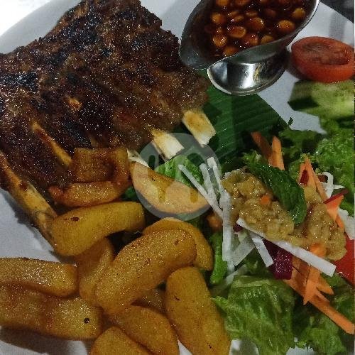 Iga Babi Bakar (pork Ribs) Medium menu Warung Sobat, Batu Belig