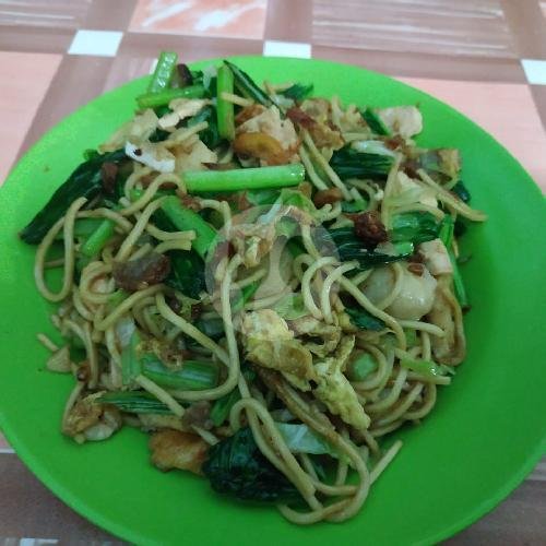 Mie Goreng Ayam menu Warung Aneka Rasa, Denpasar