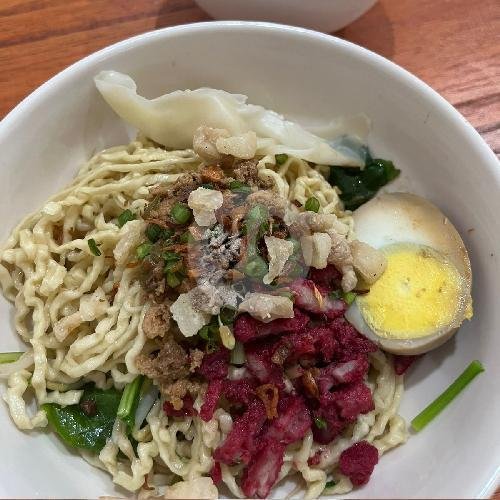 Mie Pangsit Lao Ban Medan: A Must-Visit for Authentic Medan Cuisine in Bali