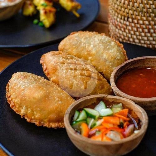 Curry Puffs menu Lemongrass Thai, Legian