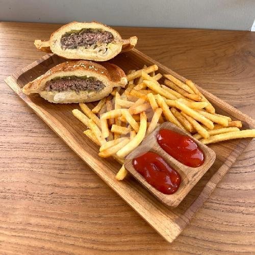 NEW ! FRENCHY UFO BURGER COMBO menu Food Factory Original ( French Tacos & Ufo Burger, Breakfast), Jl. Mertanadi