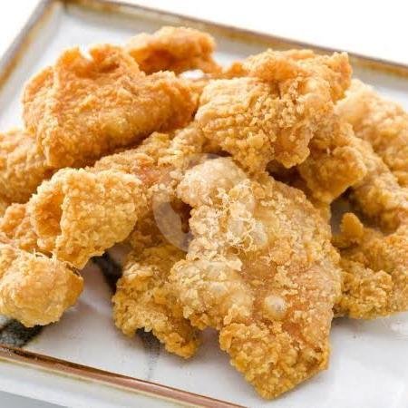 Kulit Goreng menu Ayam Geprek Fillet, Samping Alfamart