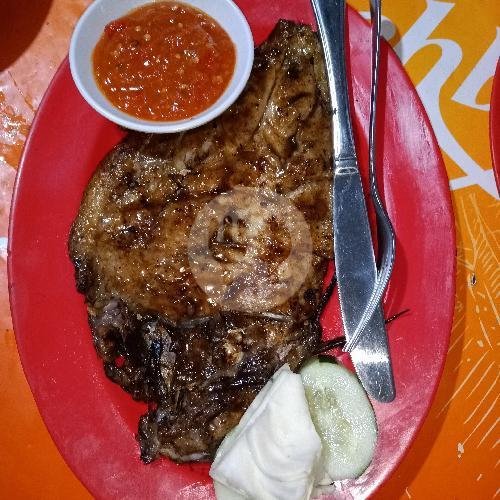 Discovering Culinary Delights at Warung Cak Poer Senggigi: A Must-Visit Restaurant in Lombok