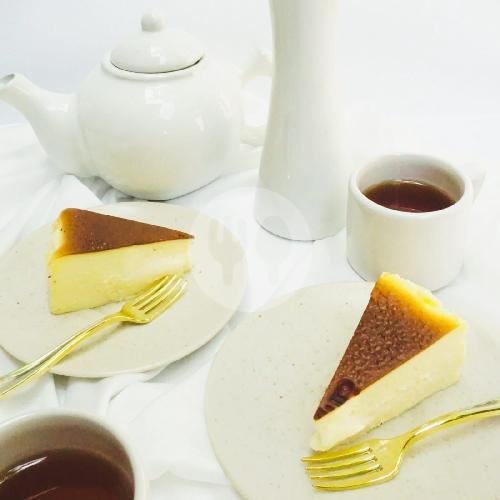 Basque Burnt Cheesecake (By Ailuro Cake) menu Happy Ricebowl, Gatsu