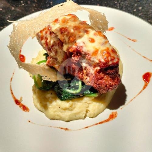 Chicken Parma menu GOURMET GARAGE