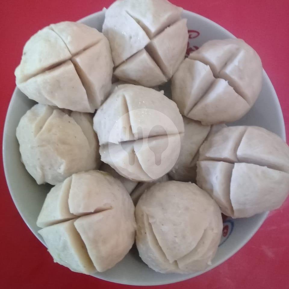 Bakso Ayam Jumbo menu Bakso Pendowo Malang, Sesetan