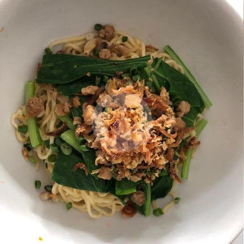 Mie Rama Es Teler 57: A Hidden Gem for Delicious Halal Chinese Food in Denpasar
