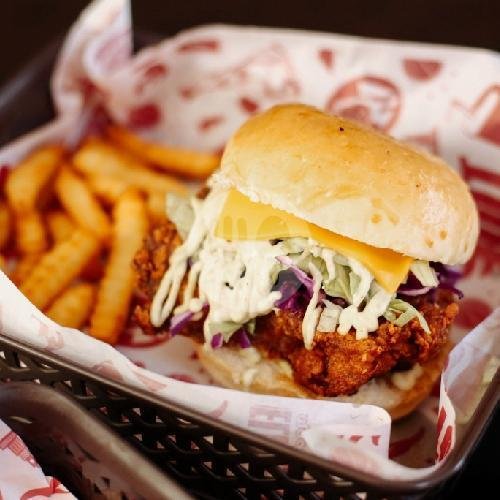 Combo Chicken Sandwich With French Fries menu Wandas Club, Seminyak