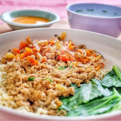 Mie Ayam Sambal Matah menu May Bakmi, Canggu