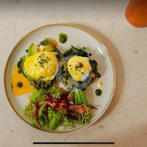 Benedict On The Spinach Waffle menu Amino, Gluten Free & Healthy Food Resto, Ungasan