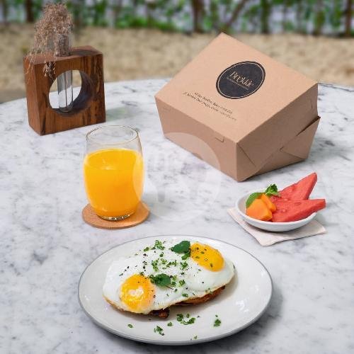 Fried Eggs Set menu Brekkie Bali, Bumbak