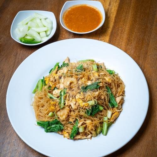 Mie Ayam Bandung: A Delightful Noodle Experience in East Denpasar, Bali