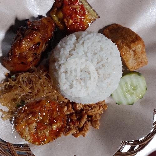 Paket Ayam Bakar Meriah menu Ayam Penyet Surabaya, Kuta Raya