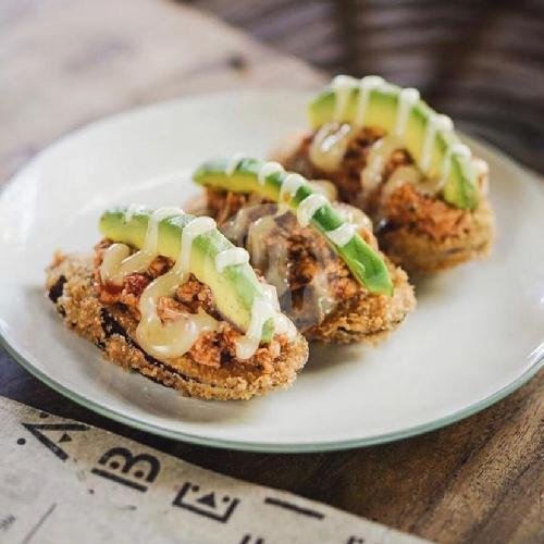 A Culinary Adventure at Moana Fish Eatery in Canggu: Fresh Flavors and Fun Vibes