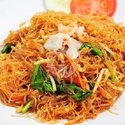 Bihun Goreng/Kuah menu Soto Ayam 