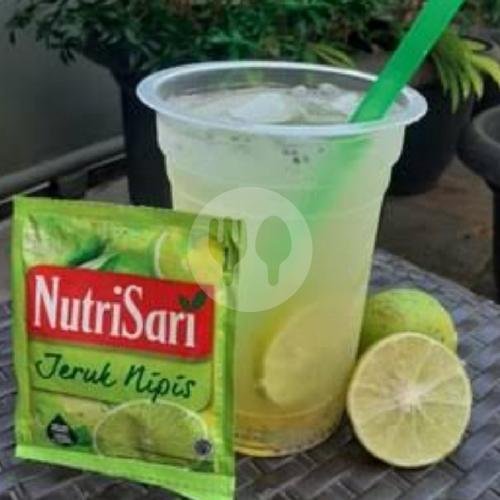Es Nutrisari Jeruk Nipis menu Kedai Evellyn, perumahan Nuansa Saih