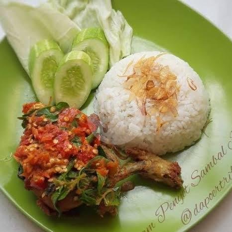 Nasi Ayam Penyet Sambel Kemangi menu Warung Wilda Rasa Jawa Muslim Banyuwangi, Gunung Soputan